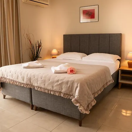 Rodos House 3* Поморие